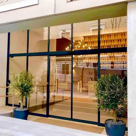 New Apt Puerta De Alcalaretiro Parkgran Via Madrid Exterior photo